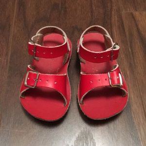 ☀️SOLD☀️Red Salt Water Sandals